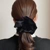 Oar Drop Wide Velvet Cameo Scrunchie [Black]