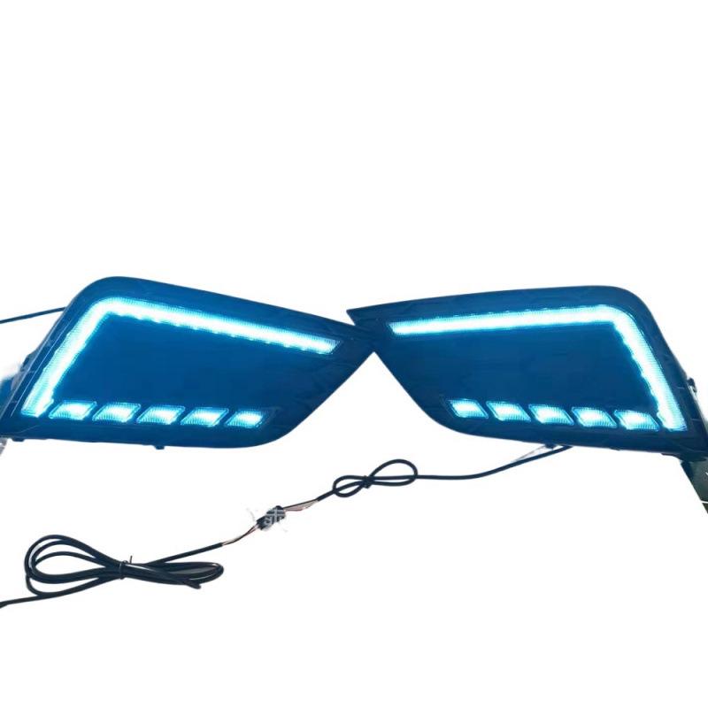LED-Tagfahrlichter für 17-19 Nissan Sylphy: Dreifarbige fließende Frontscheinwerfer