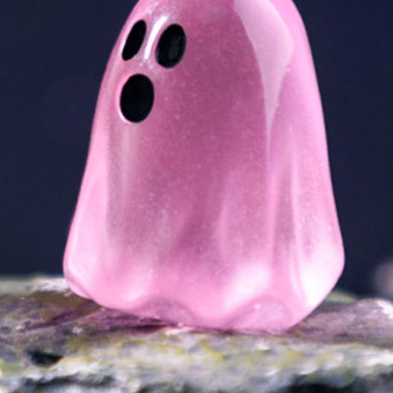20/50/100 szt. Świecąca w ciemności figurka ducha na Halloween Mini kreskówkowy duch Statuetka z żywicy Lśniąca miniaturowa ozdoba ducha Dekoracja na biurko