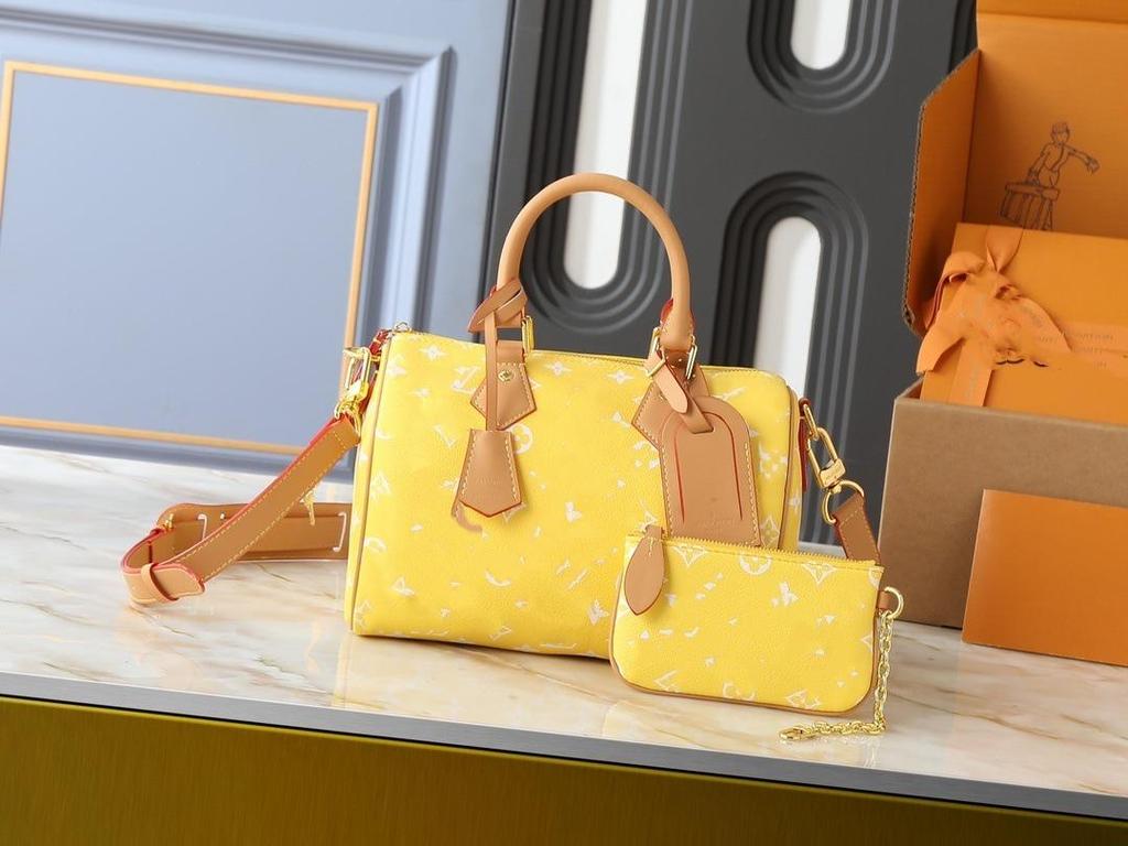 Trendy Mini Keychain Coin Purse & ID Card Holder