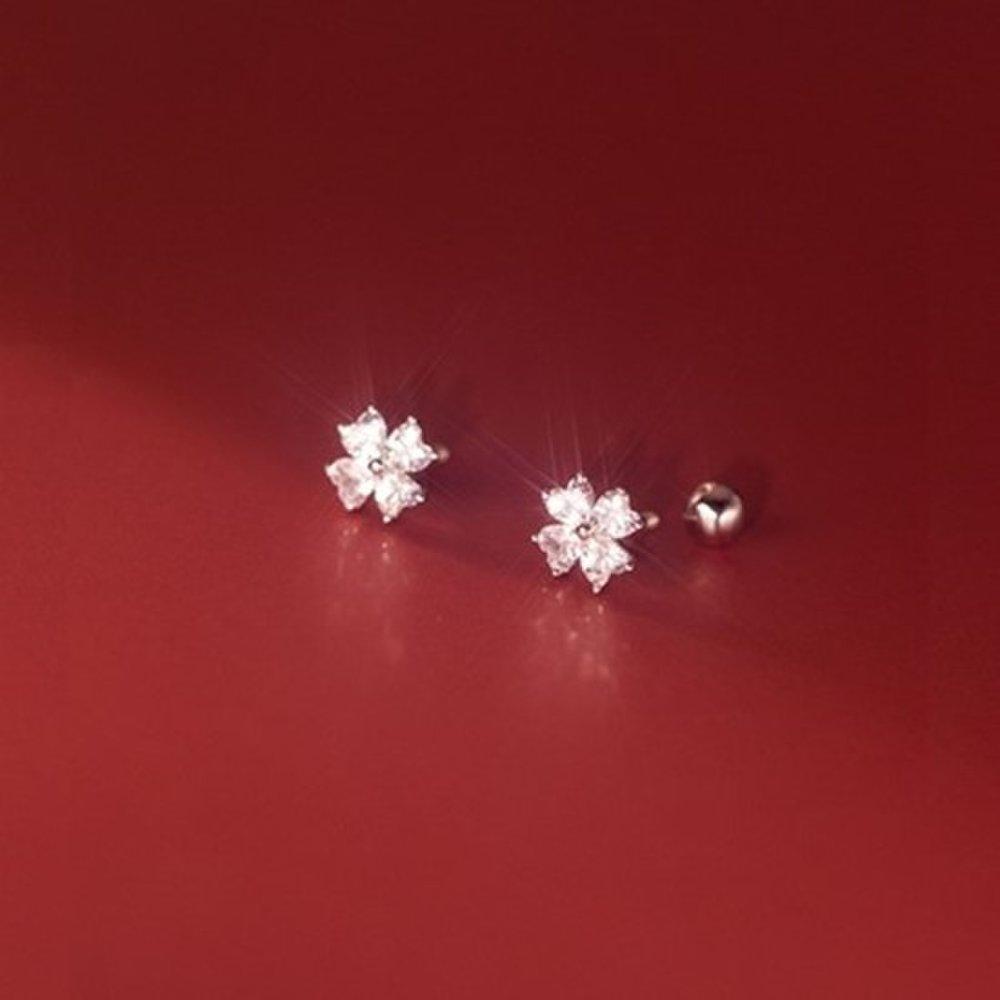 Hermosa:J E090 Cubic Clover Flower Piercing Silver 925 Earrings