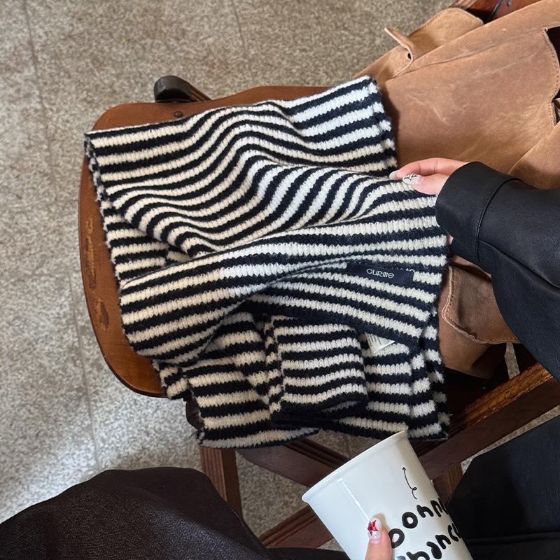 Winter All match Scarf Fashionable and High End Women's Warm Scarf Striped Outer Knitted Scarf
