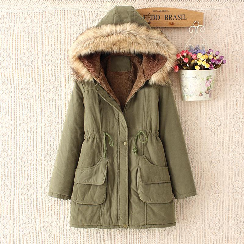 Cappotto di Cotone Slimming con Cappuccio in Eco-pelliccia Stile Europeo & Americano Autunno/Inverno 2025