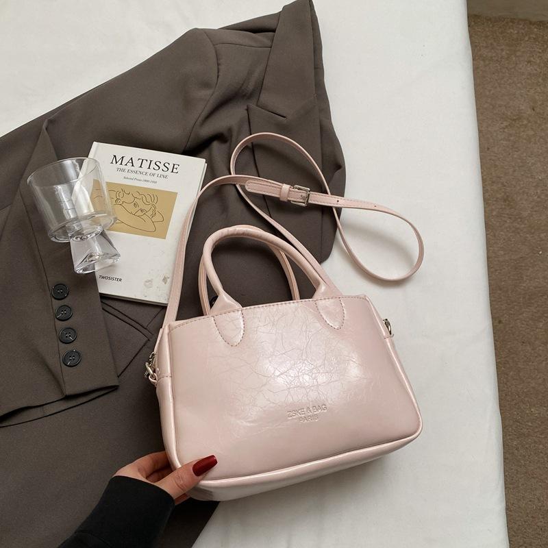 Premium Texture Bowling Handbag Women's 2025 Summer Retro Fashion Versatile Shoulder Bag Commuter Messenger Bag