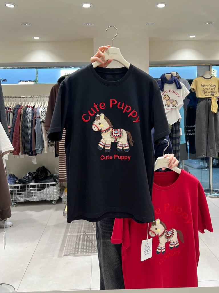 2026 New Year's Red Little Horse Oversized Mid-length Women's T-shirt - Early Spring De Rong Design