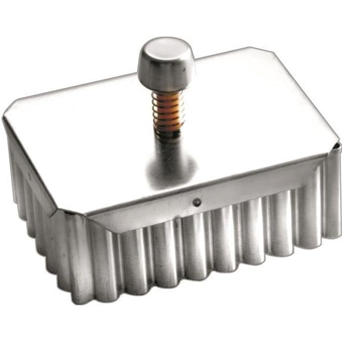 Coupe-pate acier etame forme petit beurre - poussoir avec ressort de rappel - dimensions 4,5 cm x 6 cm