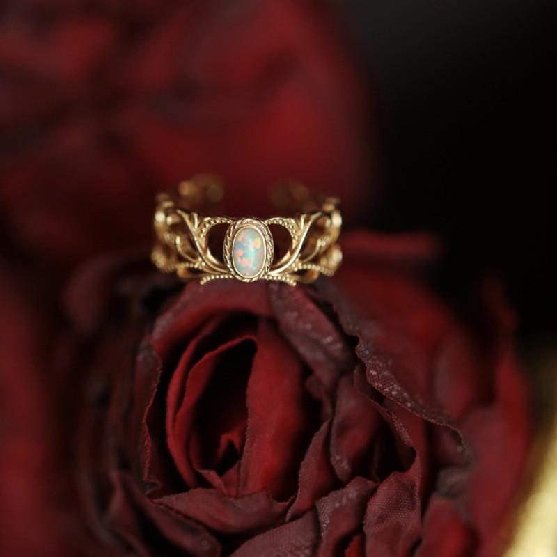 Stunning Retro Pattern Copper Ring For Women Adjustable Size Fashionable Geometry Design