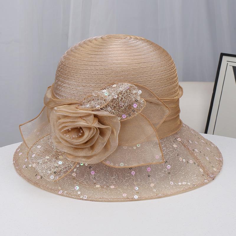 Spring and Summer New Light Luxury Mesh Sequined Top Hat Women's Banquet Sun Hat Three-dimensional Rose Decoration Light and Breathable