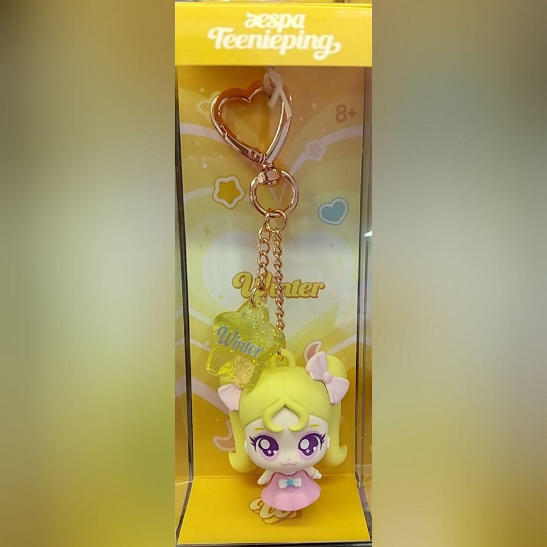 

[USED] Winter aespa tin pin Korean keychain espa