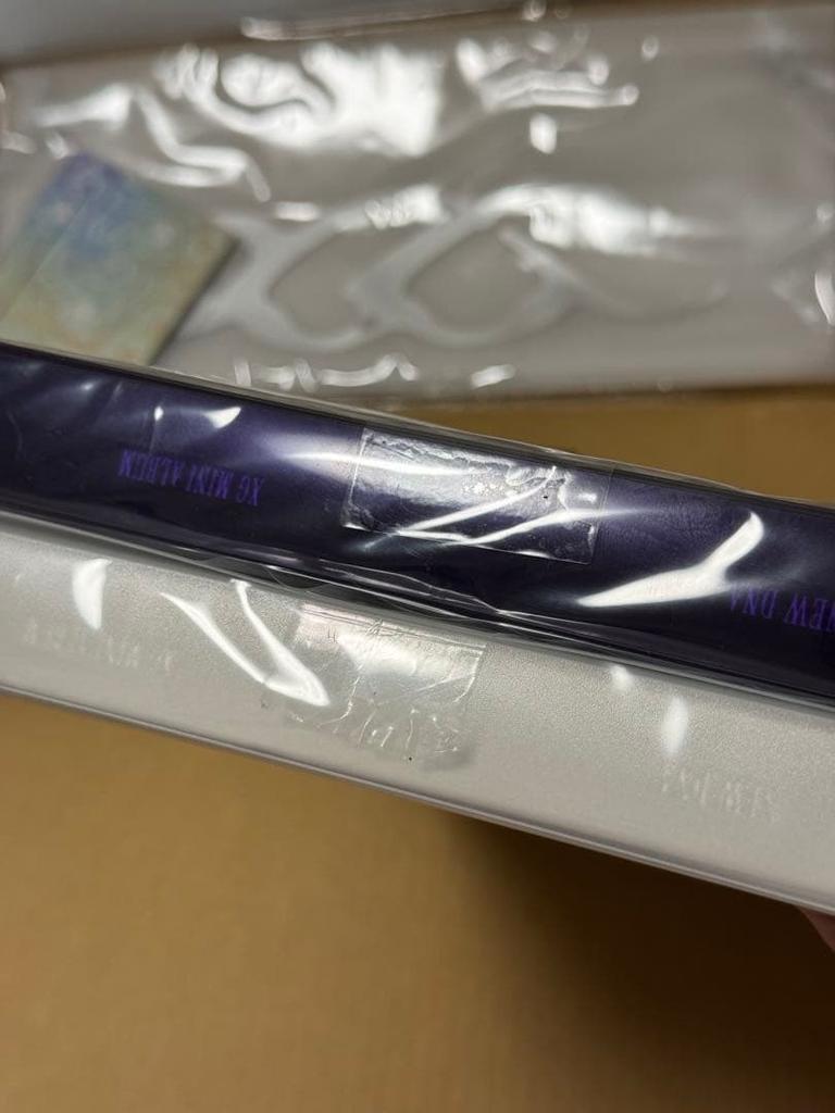 [USED] XG NEW DNA Album (with Sticker, No Photocard)