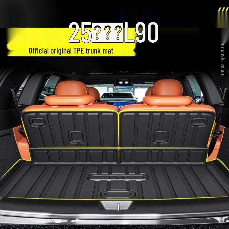 Lynk & Co 07 Trunk Mat Full Coverage Protection - Type 07EMP Accessories