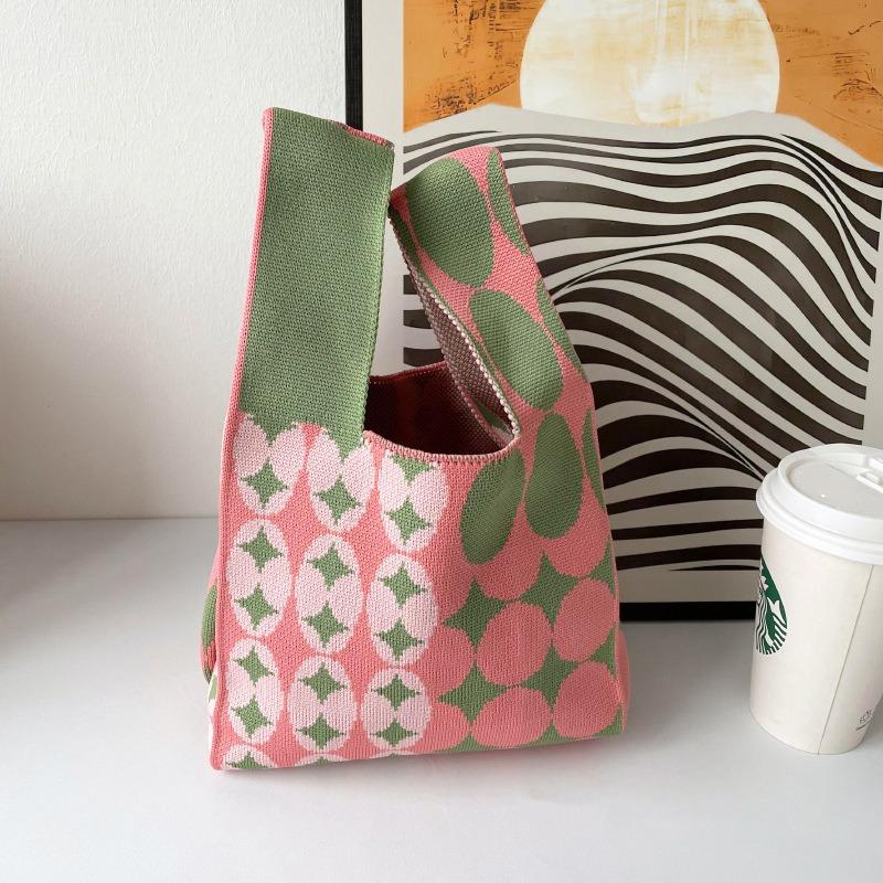 Knitted bag, gift bag, souvenir gift, woven bag, gift bag, fashion wrist bag, handbag, women's bucket bag.