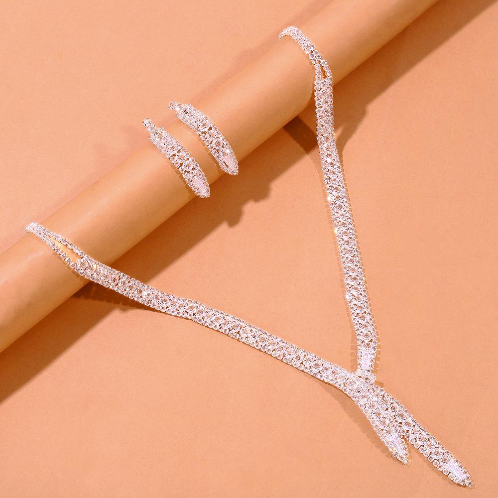 2Pcs/Set Necklace Earrings Geometry Shape Exquisite Noble Shining Crysatl Choker Necklace Earrings Jewelry Accessory