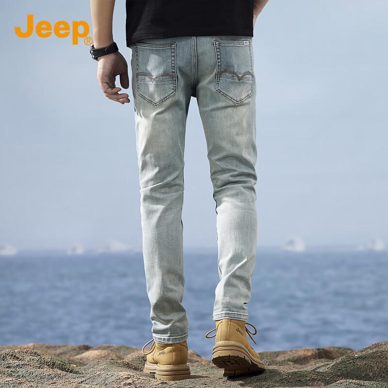JEEP Men's Washed Faded Straight-Leg Denim Jeans