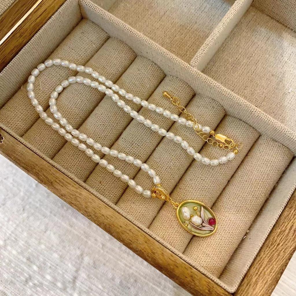 Vintage Oil Painting Natural Freshwater Pendant Fine Pearl Necklace Female Medieval Style Light Luxury Unique Female