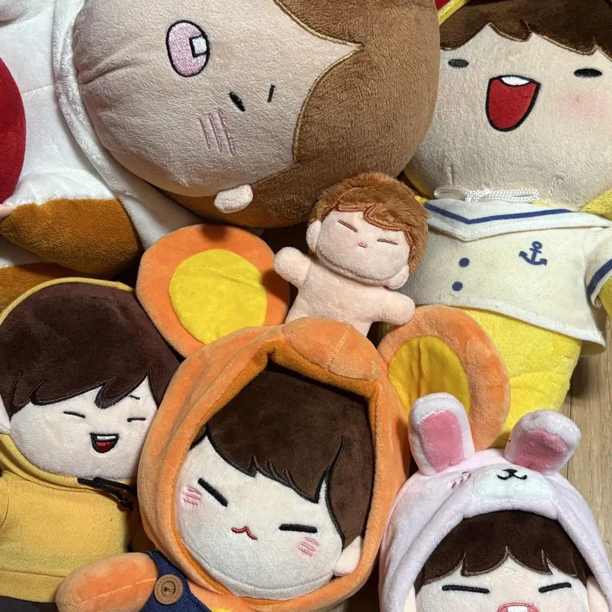 

Infinite Sungkyu Kim Sung-kyu Doll Fu-gyu Dip-gyu Hamchigyu Bun-gyu
