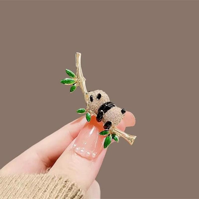 Korean Full Rhinestone Rose Pearl Brooches for Women Tulip Wheat Ear Bamboo Panda Zircon Brooch Pins Female Suit Coat Jewelry