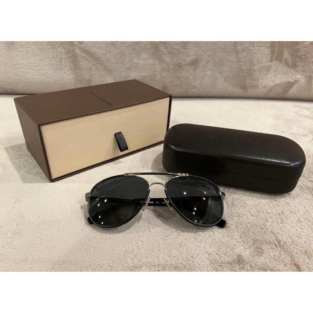 Used LOUIS VUITTON Sunglasses Attraction Pilot