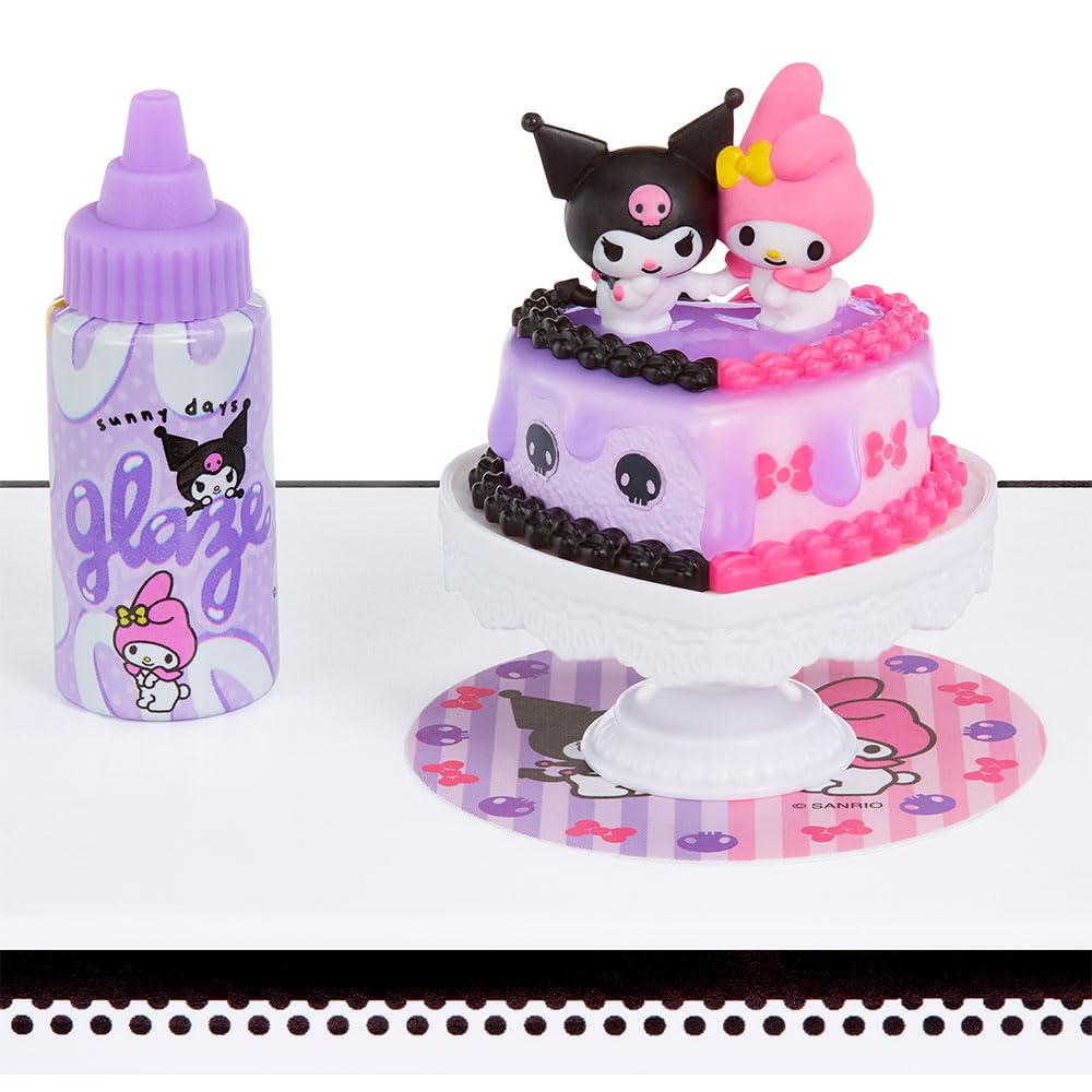 MGA Miniverse Make It Mini Hello Kitty and Friends Series 2 Mini Collectibles, Sanrio, Mystery Package, DIY, Crafts, Resin Play, Replica Food,