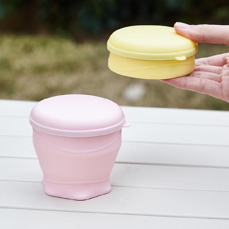 Drinking Cup with Lid and Carrying Strap Dishwasher Safe Silicone Drinkware For Sports And Everyday Use