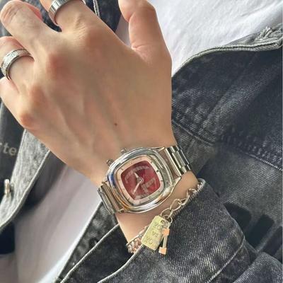 Neue Herren Quadratische Quarz Uhr Digitales Display Rosa Blau Zweifarbiges Zifferblatt Edelstahl Armband Persönlichkeit Lässige Armbanduhr