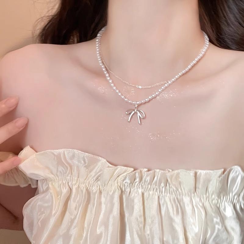 High-End Faux Pearl Bow Necklace with Double Layer Clavicle Chain
