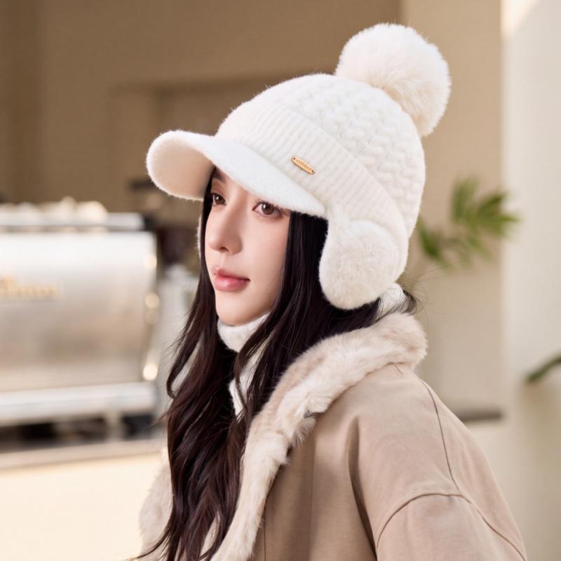 Autumn and winter versatile wool hat women's wool duck tongue ear protection hat thickened warm hairball knitted hat spot