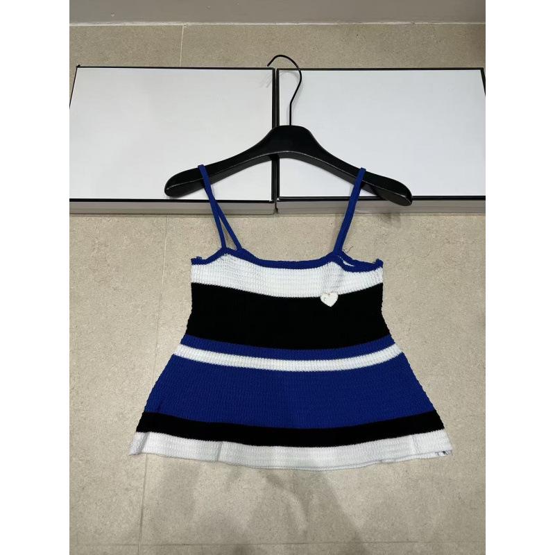 European Style Heart Brooch Knit Camisole - Slimming Versatile Summer Top 2026