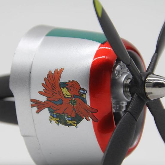 P-47 Stíhací letoun Klip do průduchu s vůní Klasický model letadla Dekorace do auta Otáčivá vrtule & Uvolňování vůně Univerzální ozdoba pro většinu průduchů