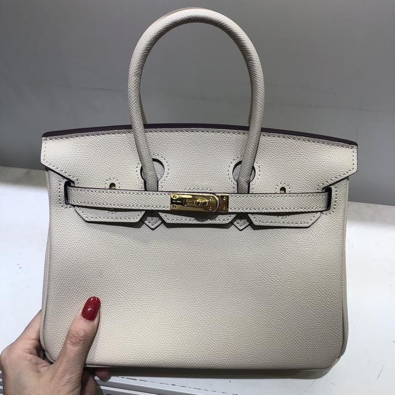 Two-layer Cowhide, Inner Stitching, Palm Pattern Platinum Bag (B02-2530BK)