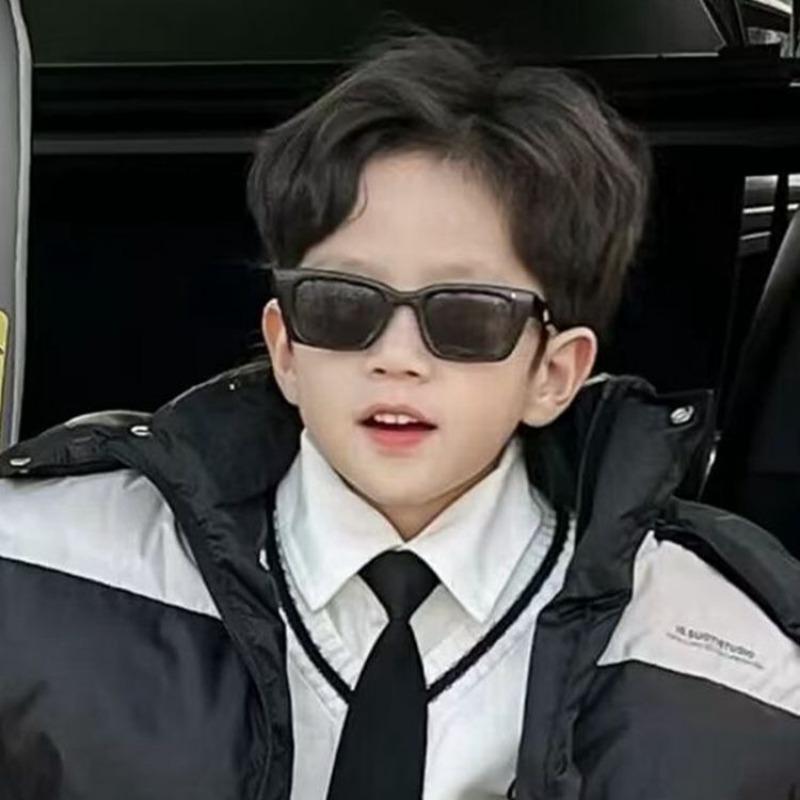 Children's UV Resistant Sunglasses Girls Summer Sun Protection Glasses Boys Super Cool Sun Protection Shades Baby Eyeglasses