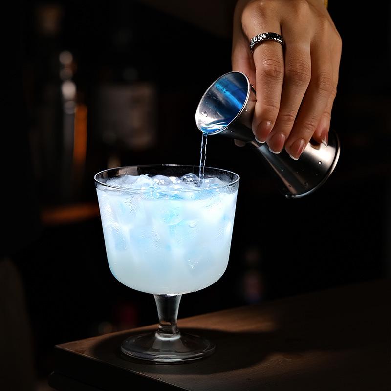 Japanische Collins-Tasse: Leichtes Highball-Glas für Cocktails und Long Island Iced Tea