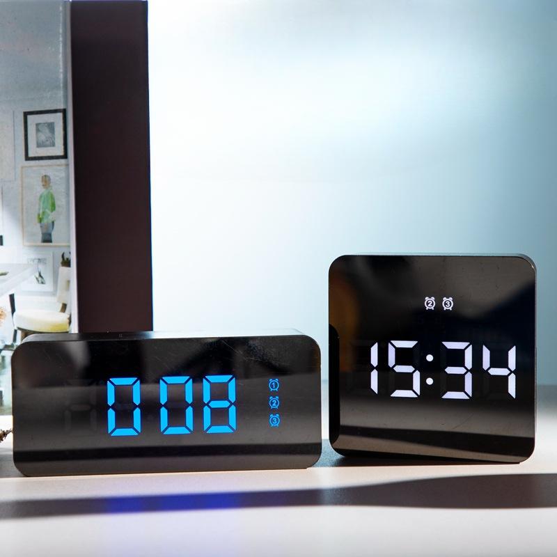 HD Mirror Alarm Clock Multifunctional Mirror Digital Alarm Clock Silent Mirror Clock Makeup Mirror
