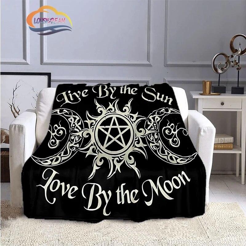 Pentacle & Moon flanellfilt, Skull Witchy Wicca Pagan Black and White Mystical Gothic Solfilt