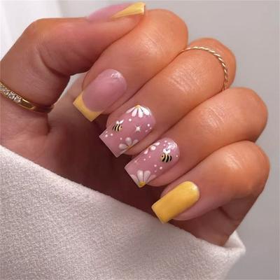 24 Stück Glänzende Französische Design Press-On Nägel für Elegantes Aussehen Gelb Weiß Blumen Entzückende Bienen Kurz ABS Einfach zu Tragen