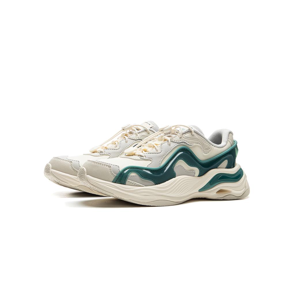 Li Ning Kids Sports Lifestyle Series Synthetic Leather Fashion Durable Low-Top Casual Shoes Kids Sneaker Light-Green YKCU168-15