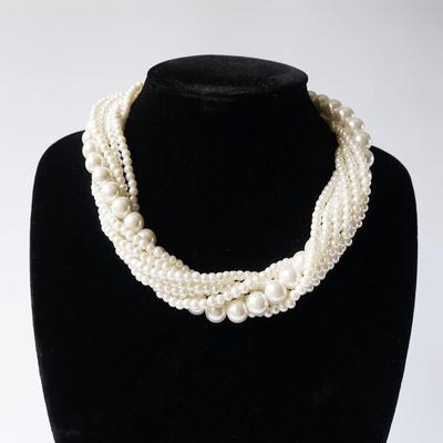 Ins Imitation Pearl Necklace Women's Cheongsam Short Collarbone Chain Multi-layer Collar Temperament Neck Chain Jewelry 097