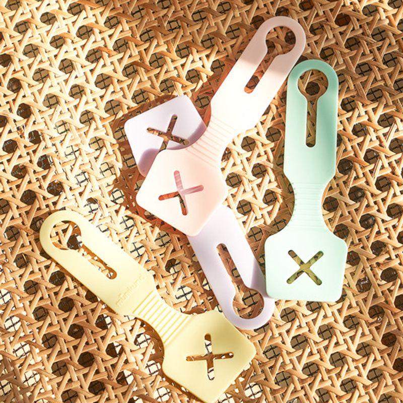 MUNIKUND POOSPOON 4 Colors