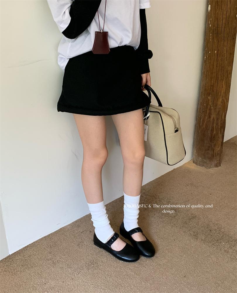 ! Maillard Hepburn style round head low heel 2025 autumn and winter new shallow mouth word with Mary Jane single shoes