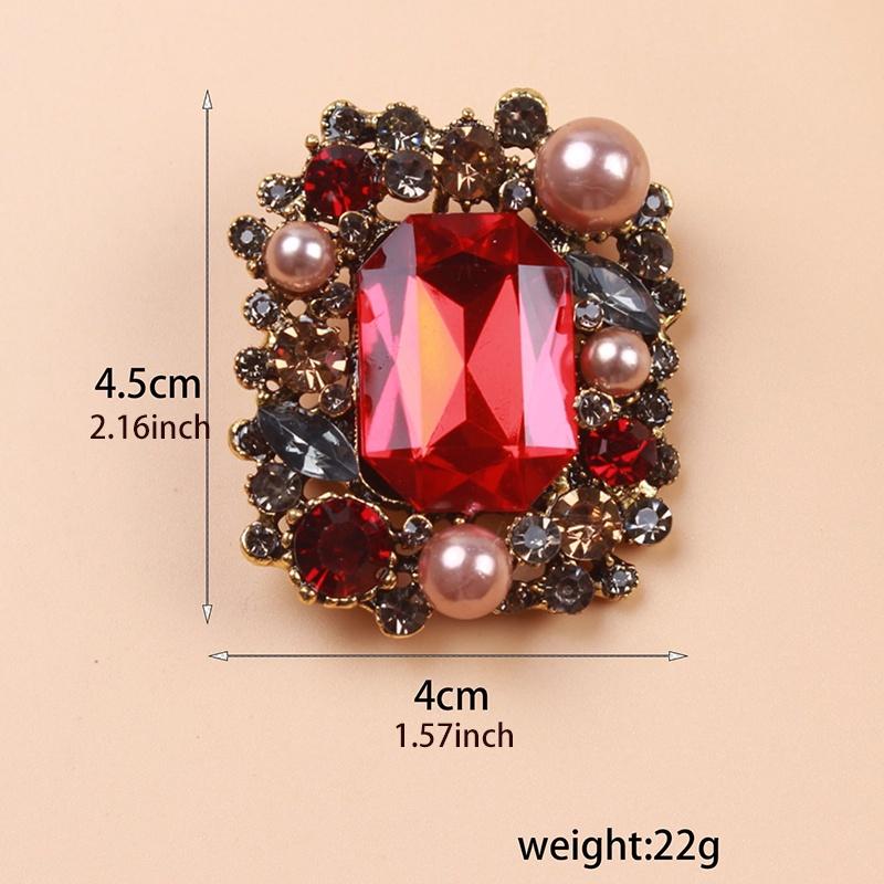 Damska Modna Klasyczna Broszka Kwadratowa z Perłami i Kryształami Luksusowa Vintage Odznaki z Dżetami Damskie Retro Szpilki do Płaszcza Biżuteria Prezent