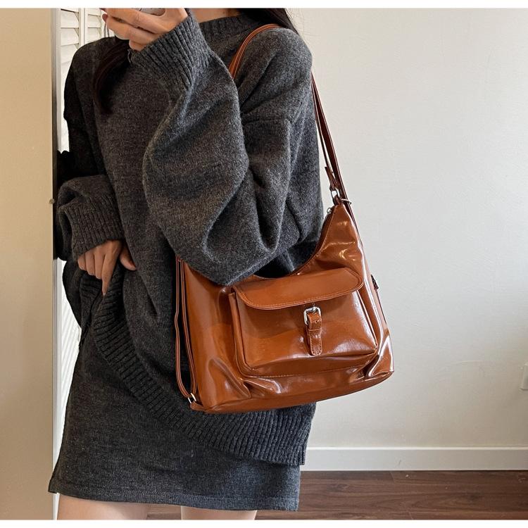 Soft Leather Tote Bag for Women 2026 Minimalist Style Large Capacity Commuter Shoulder Crossbody Bag