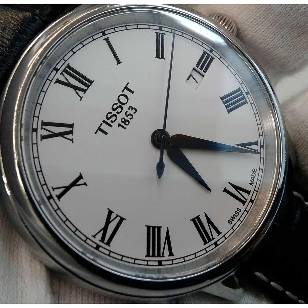 Used TISSOT Classic Quartz Analog Watch