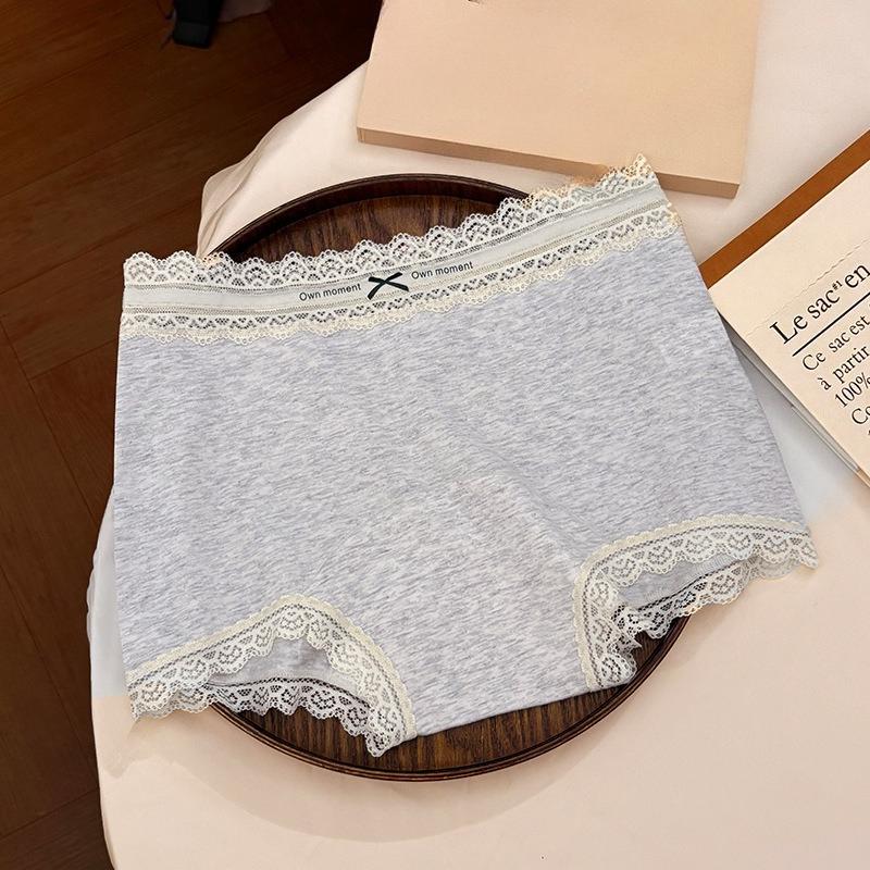 Ladies Spring and Autumn Lace Cotton Extended Crotch 10A Antibacterial Mid Waist Flat Angle Briefs