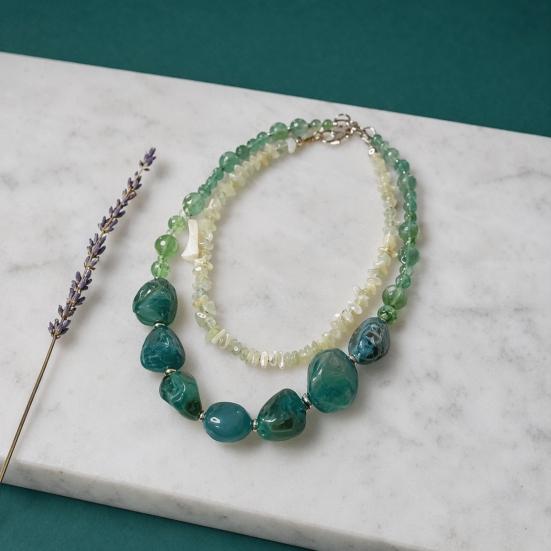 Doppellagige Kieskette, Halskette mit verstellbarer Kettenlänge, Mehrschichtige klobige grüne Perlenkette Schmuck für Damen