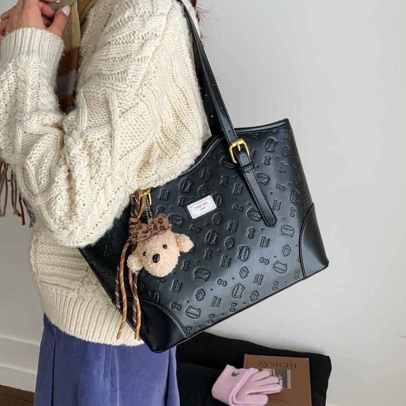 Premium sense retro Maillard embossed bag women's 2025 new large-capacity commuter shoulder bag portable tote bag