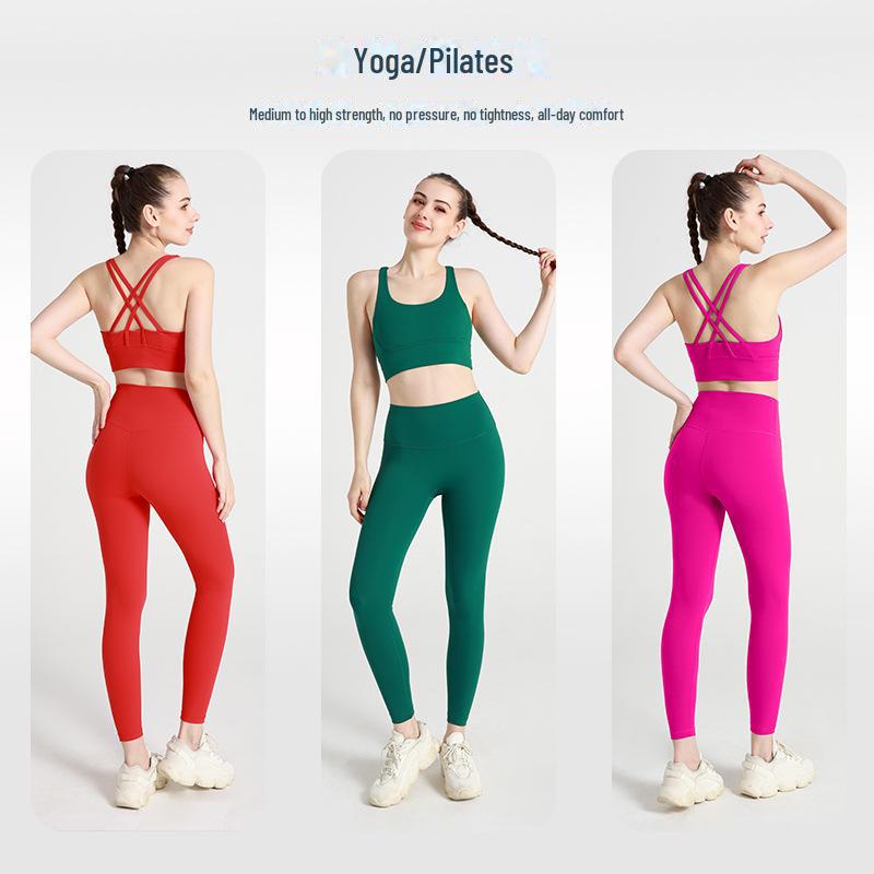 "Letní jógová souprava s kříženými zády": Kalhoty a top s vysokým pasem a zvedajícím hýždě