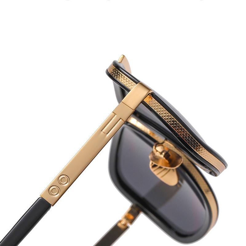 Vintage Square Sunglasses Men Fashion Metal Frame Gradient Lens Designer Shades Mirror Driving Eyewear