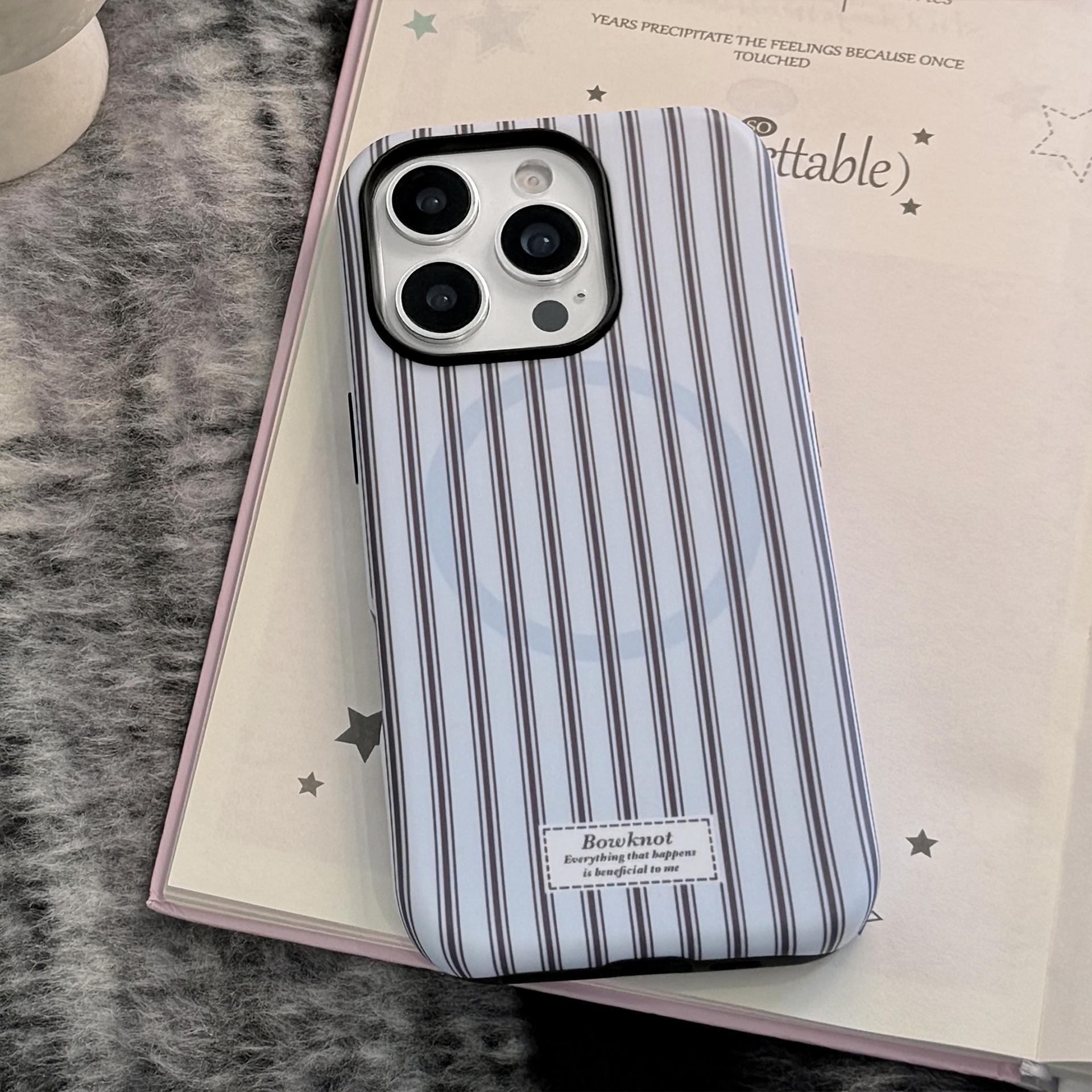 

Blue and Black Striped IPhone 16promax Apple 15 Mobile Phone Case 14 Suitable for 13 Bow Magnetic Bracket 11 Korean 12promax