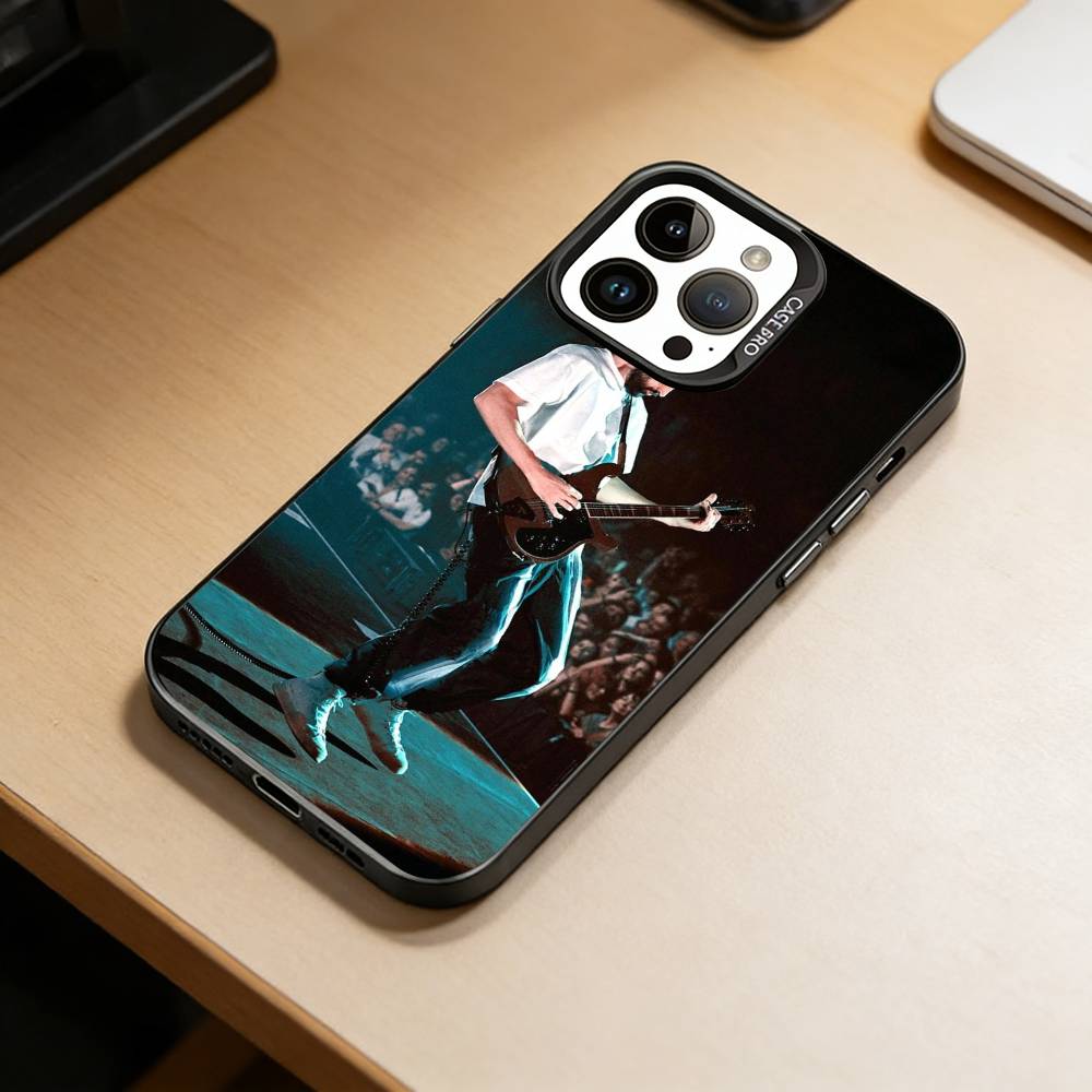 KK-Kasabian  Phone Case For iPhone 17,16,15,14,13,12,11 Plus,Pro Max,XS,Colorful Silver Black Cover