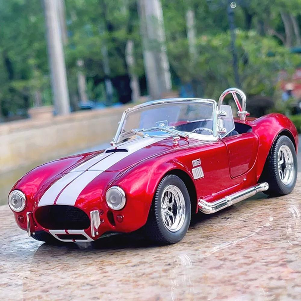 1:24 Shelby Cobra Phantom Miniature Toys Car Diecast Alloy Model Doors Opened Sound Light Pull Back Vehices Kids Christmas Gifts